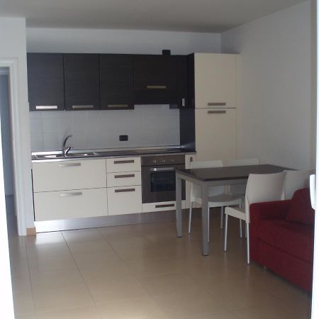 Appartamento Brione Riva del Garda Buitenkant foto